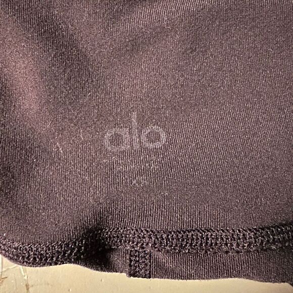 Alo Black Leggings High Rise Sheer Mesh Legs Pin Tuck Size XS Inseam 28" - Picture 7 of 12